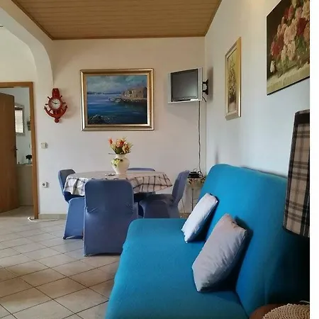 Jana Apartment